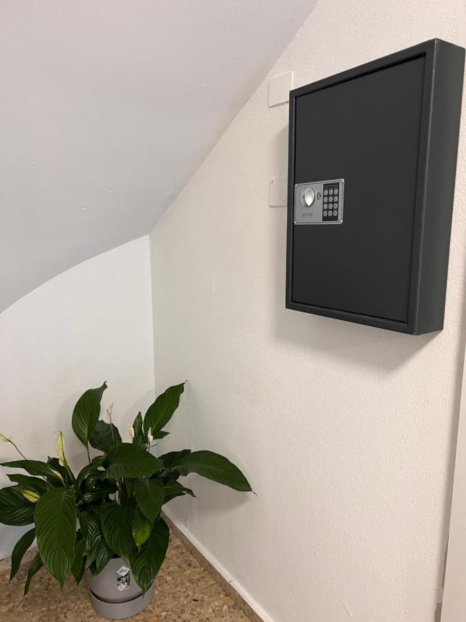 Roessli Self Check In 24-7 Free Parking Aparthotel Unterageri Ngoại thất bức ảnh